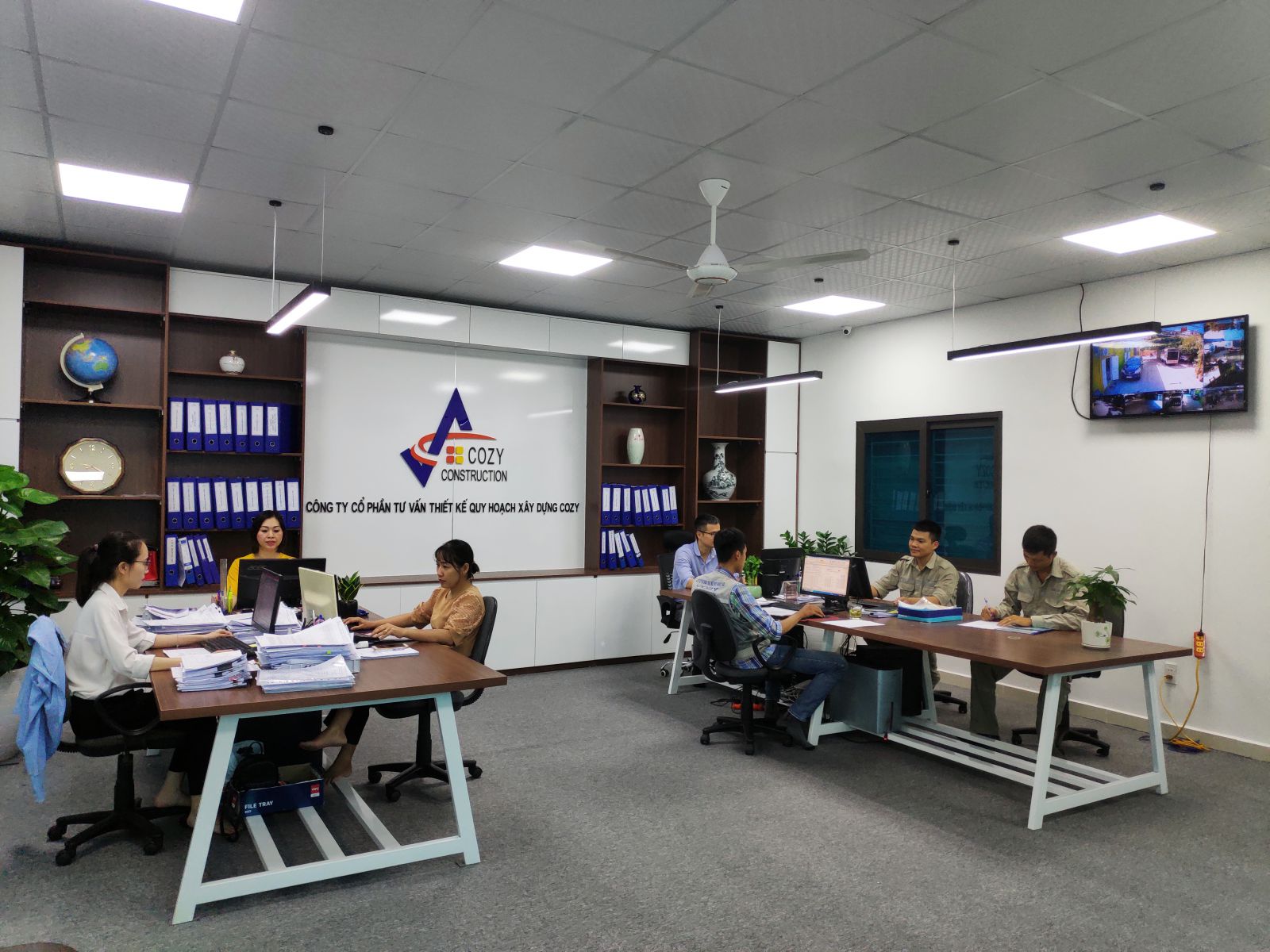 van-phong-cong-ty-Cozy-Construction