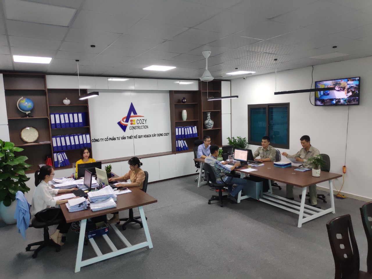 van-phong-cong-ty-Cozy-Construction
